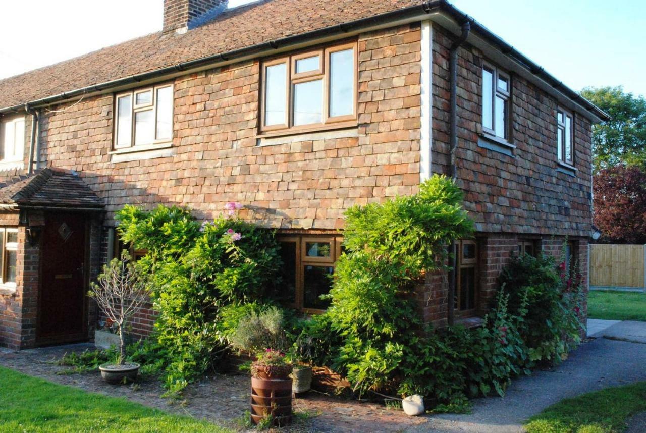 Hollyhock Cottage Ashford  Exterior photo